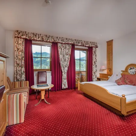 Hotel Moselebauer 4*